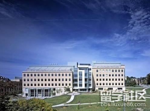 密蘇里大學堪薩斯分校留學 成人與老年護理專業1