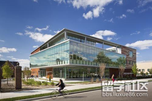 密蘇里大學堪薩斯分校留學 成人與老年護理專業3