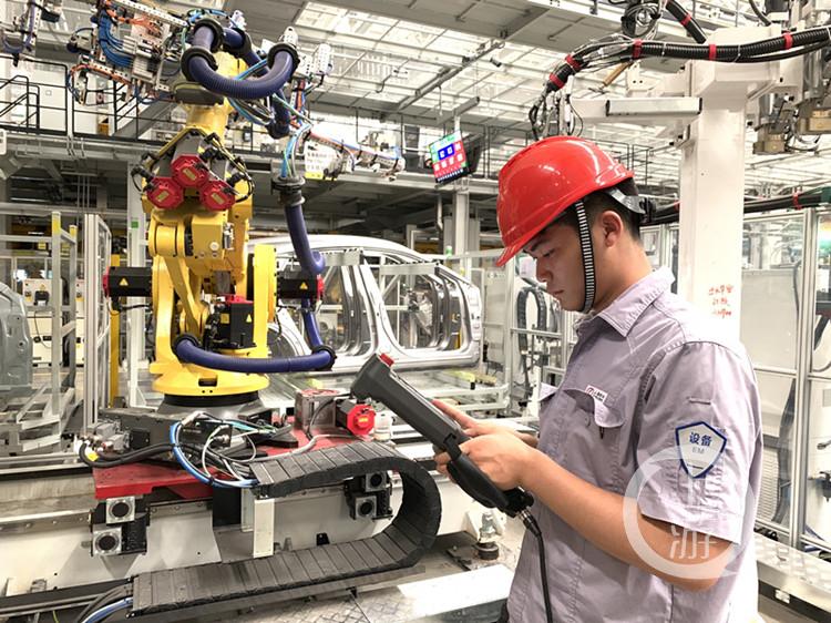 工業機器人系統操作員：讓機器人乖乖聽話2